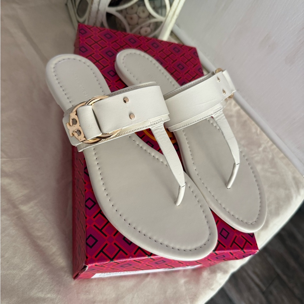 New Tory Burch SELBY THONG SANDAL CARDENA TUMBLED-VACHETTA- light cream